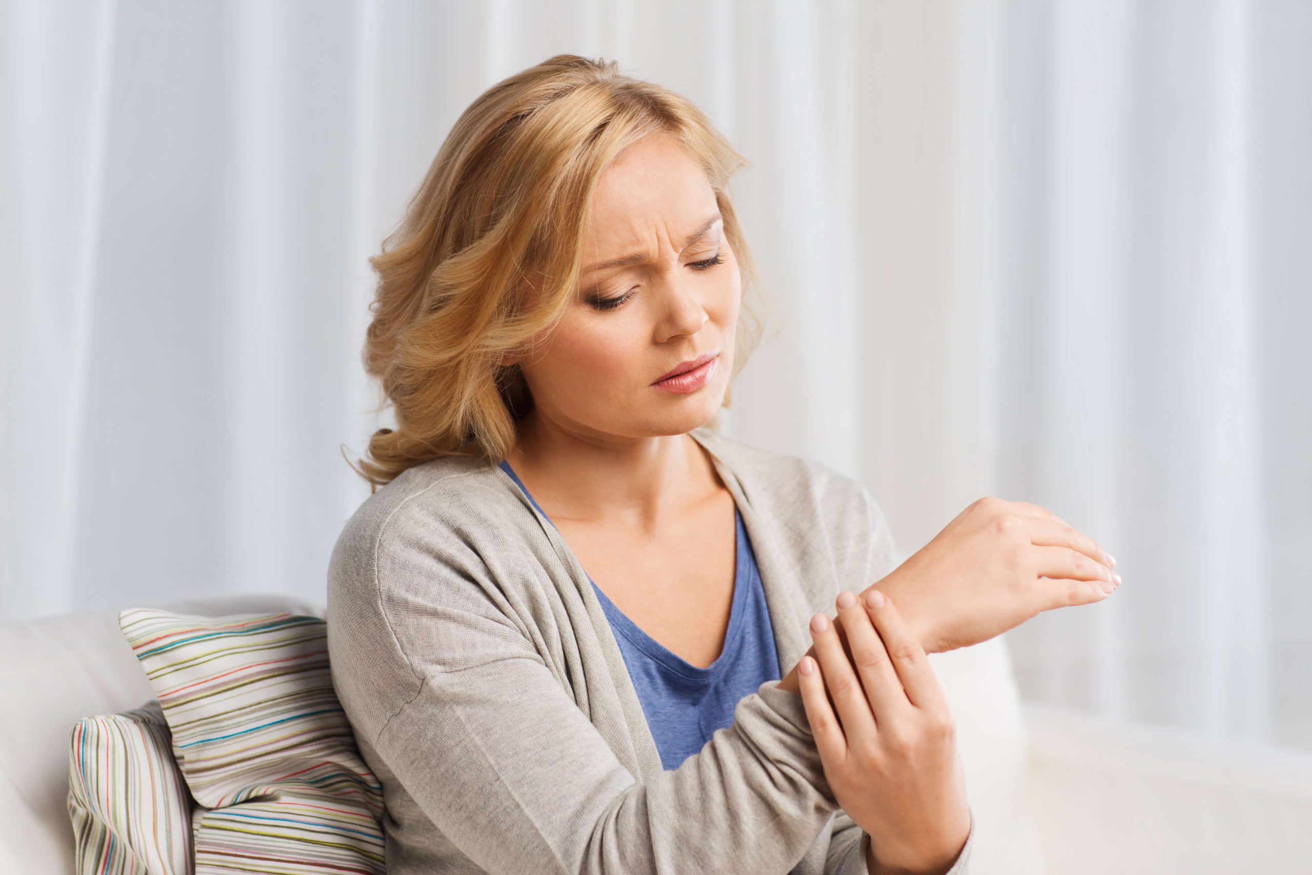 Hand and wrist pain? Here’s some information that you should know