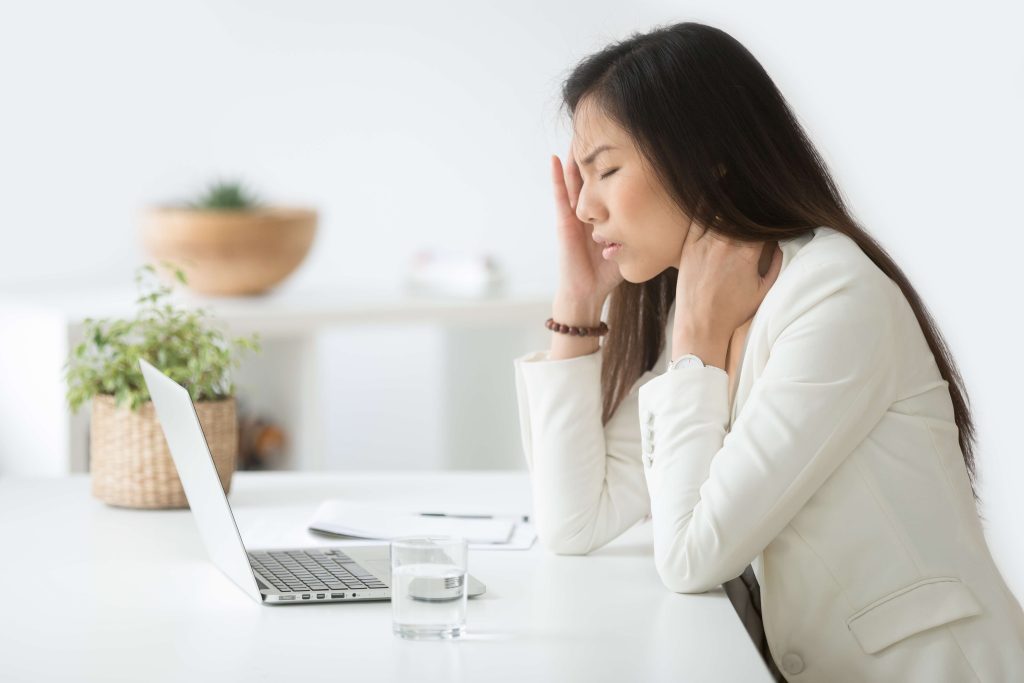 How long after hitting my head should I look for the symptoms of a concussion? shutterstock 1063889147 avoiding neck pain and headaches