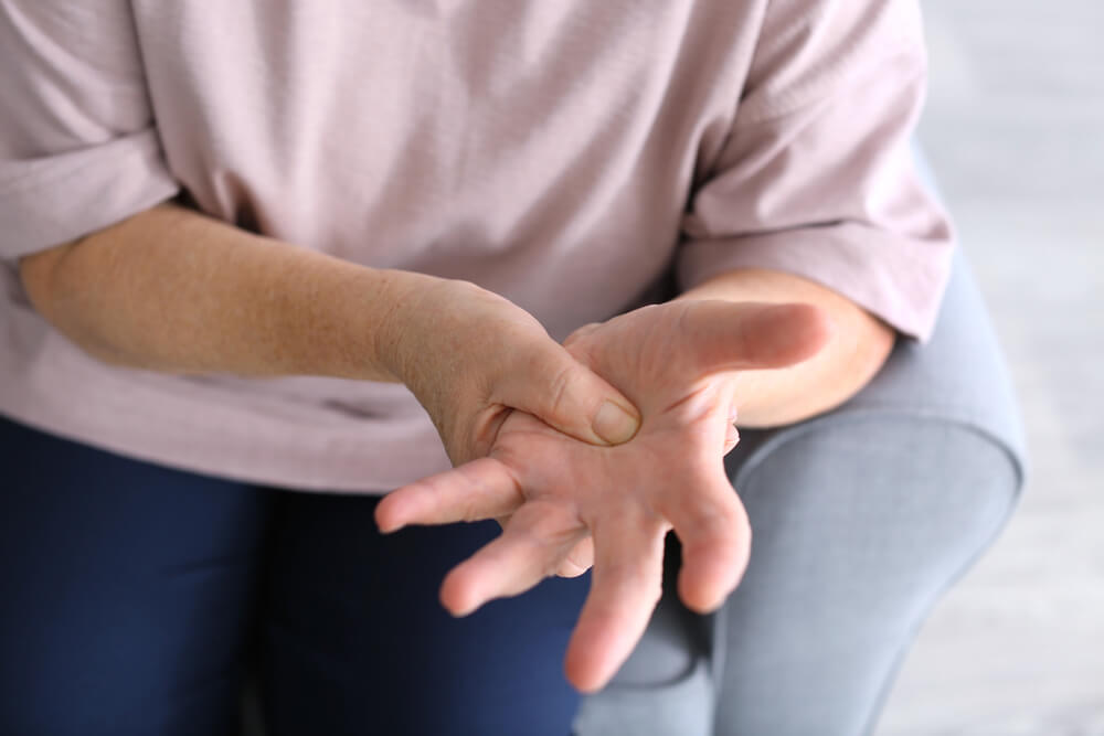 shooting pain in fingers