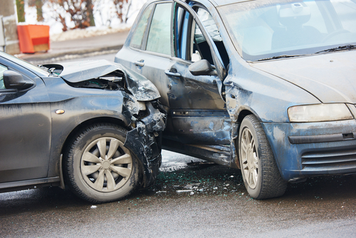 3 ways physical therapy can help if you're injured in a T-bone car accident shutterstock 419060500 t-bone accident