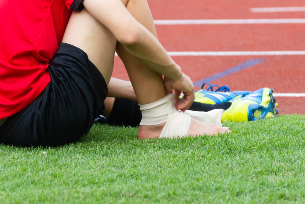 how long will a mild ankle sprain hurt? peak
