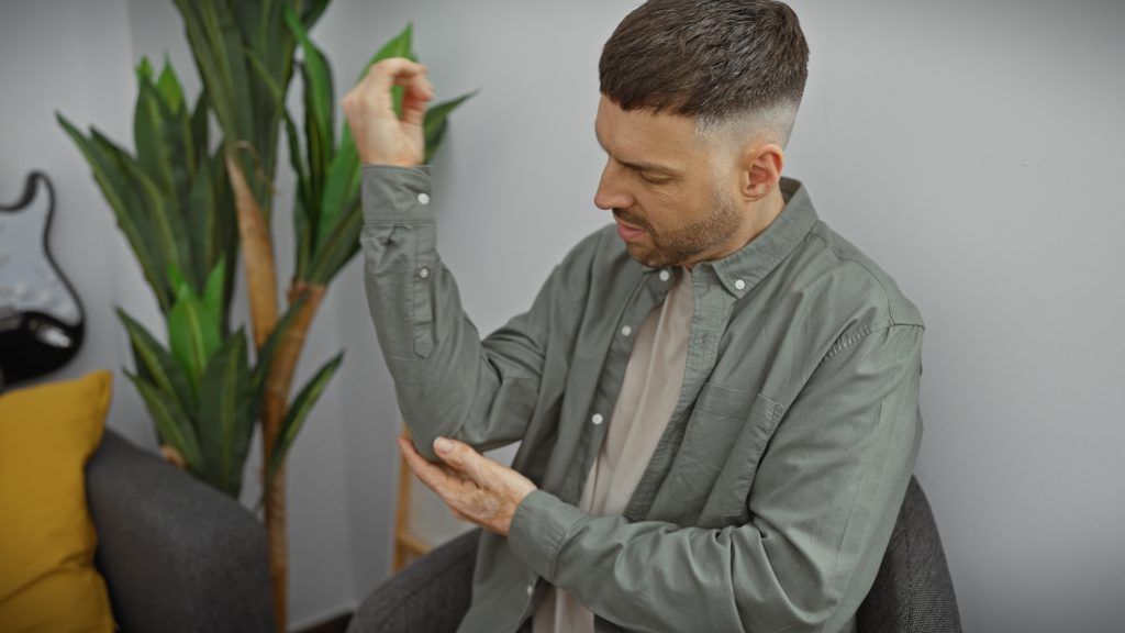 Why Does My Inner Elbow Hurt When Extending My Arm? AdobeStock 820915946 why does my inner elbow hurt when extending my arm? ers
