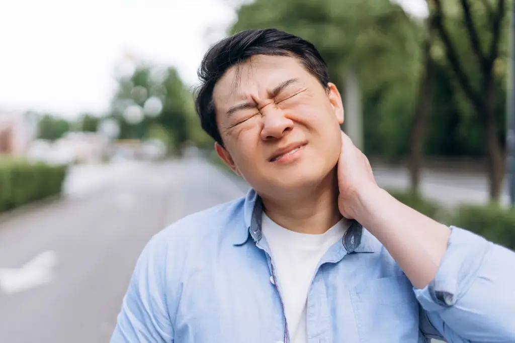 How to Get Rid of a Crick in Your Neck AdobeStock 1648586764 how to get rid of a crick in your neck ers